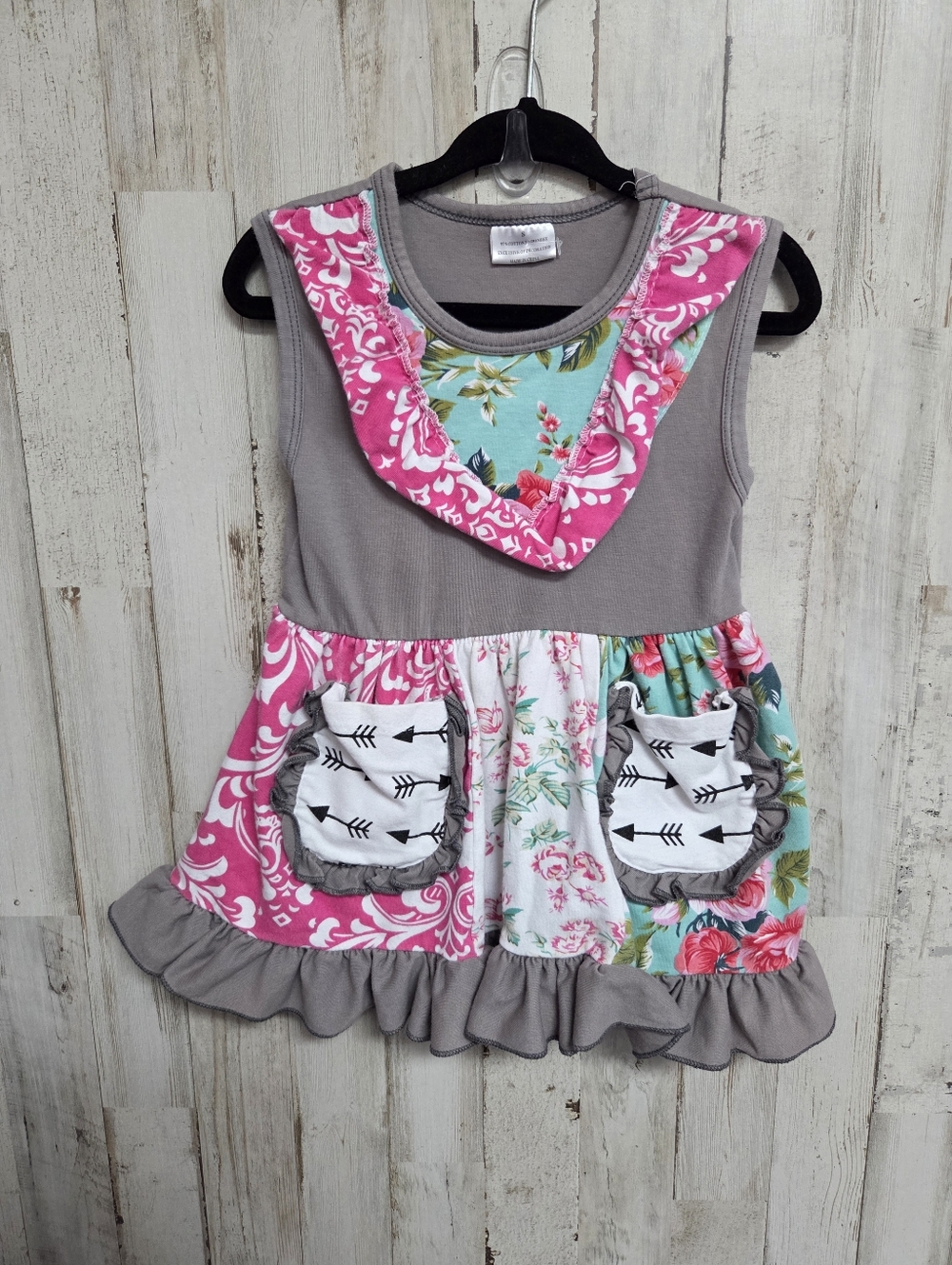 💝 Floral and Arrow Patterned Tunic